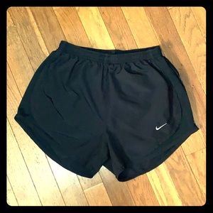 Nike Women's 3'' Dry Tempo Core Running Shorts